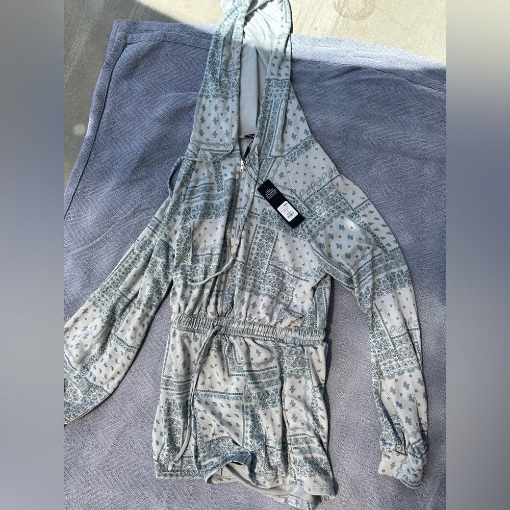 Printed romper - Picture 2 of 2